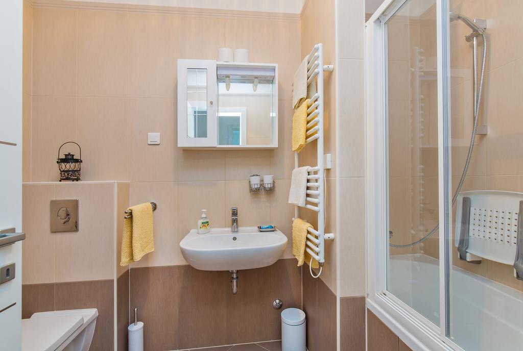 Bay View Apartment Fantastik ดูบรอฟนิก ภายนอก รูปภาพ