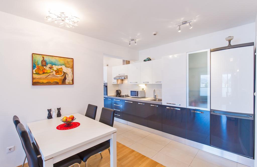Bay View Apartment Fantastik ดูบรอฟนิก ภายนอก รูปภาพ